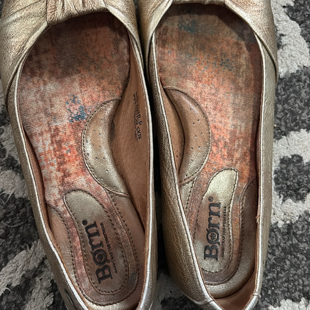 Born Gold Genuine Leather Flats - Picture 7 of 7